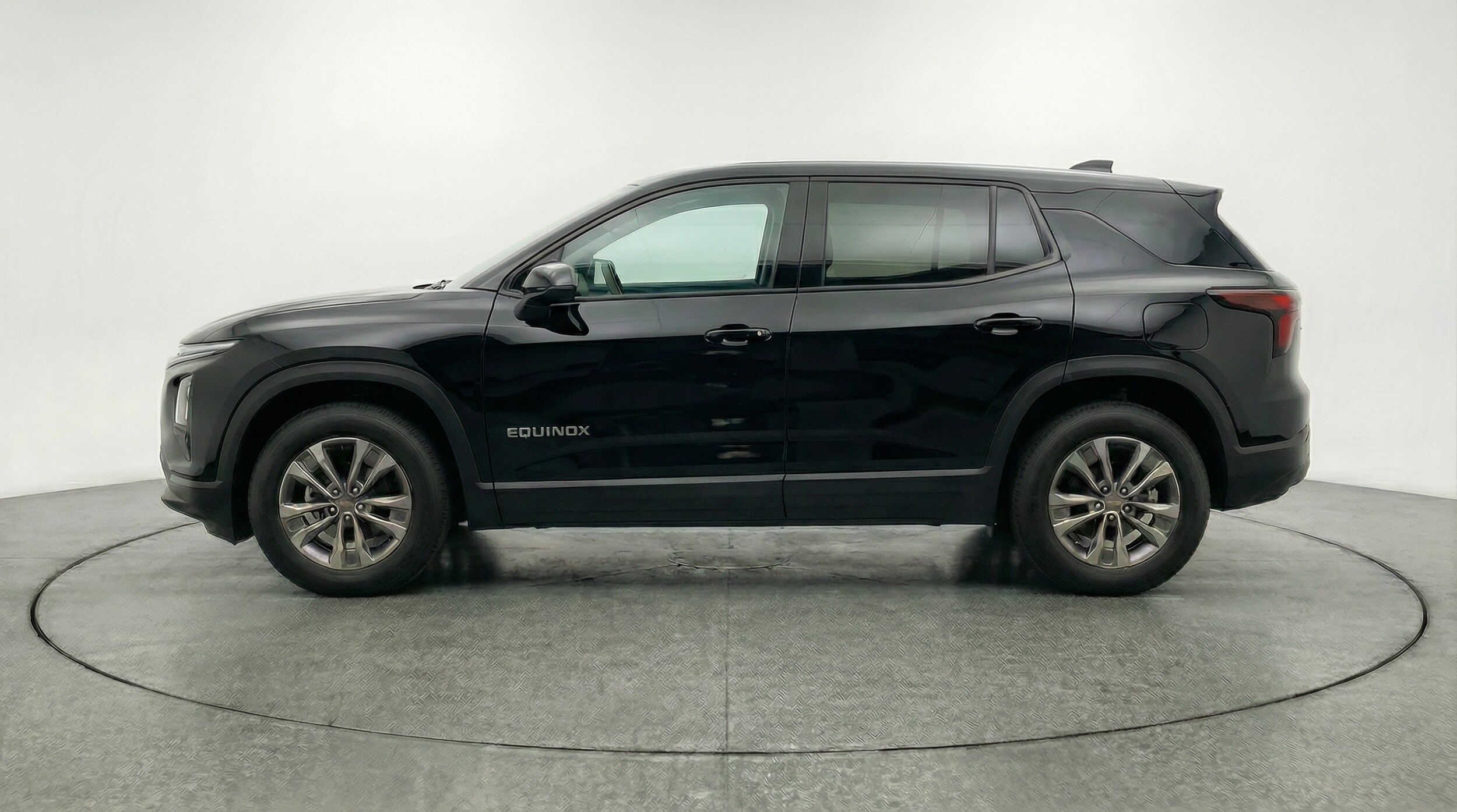 Thumbnail: 2025 Chevrolet Equinox - 4