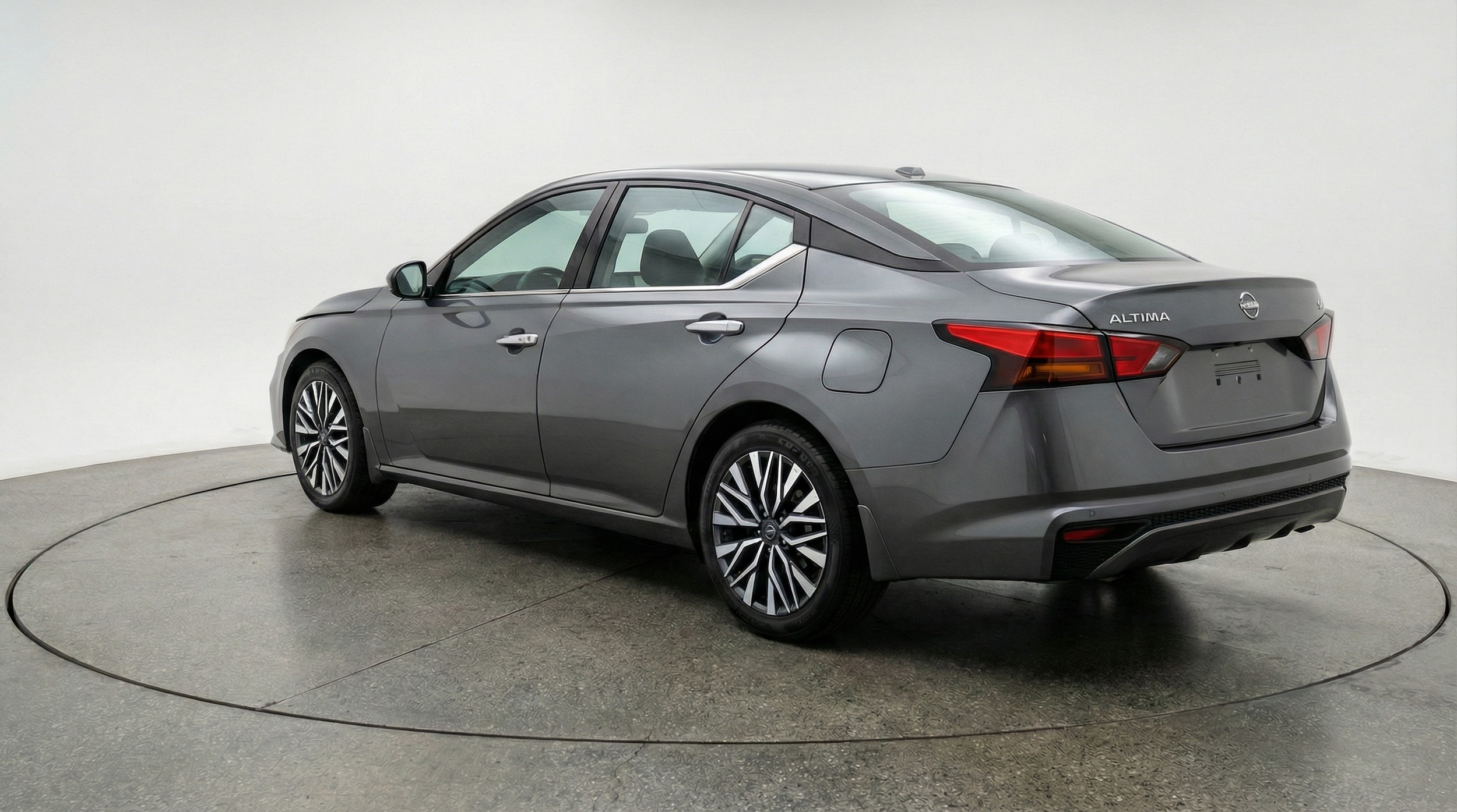 Thumbnail: 2025 Nissan Altima - 5