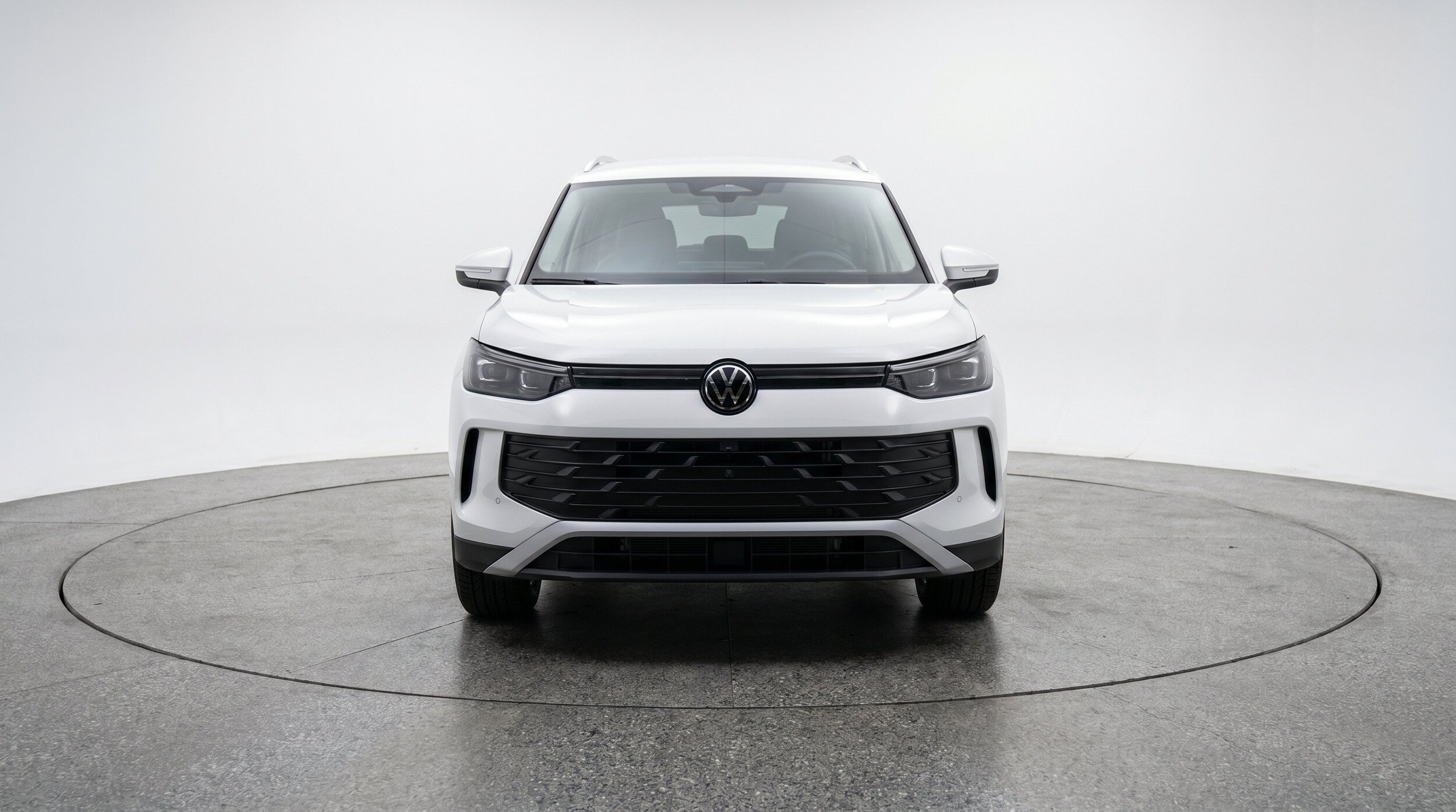 Thumbnail: 2026 Volkswagen Tiguan - 2