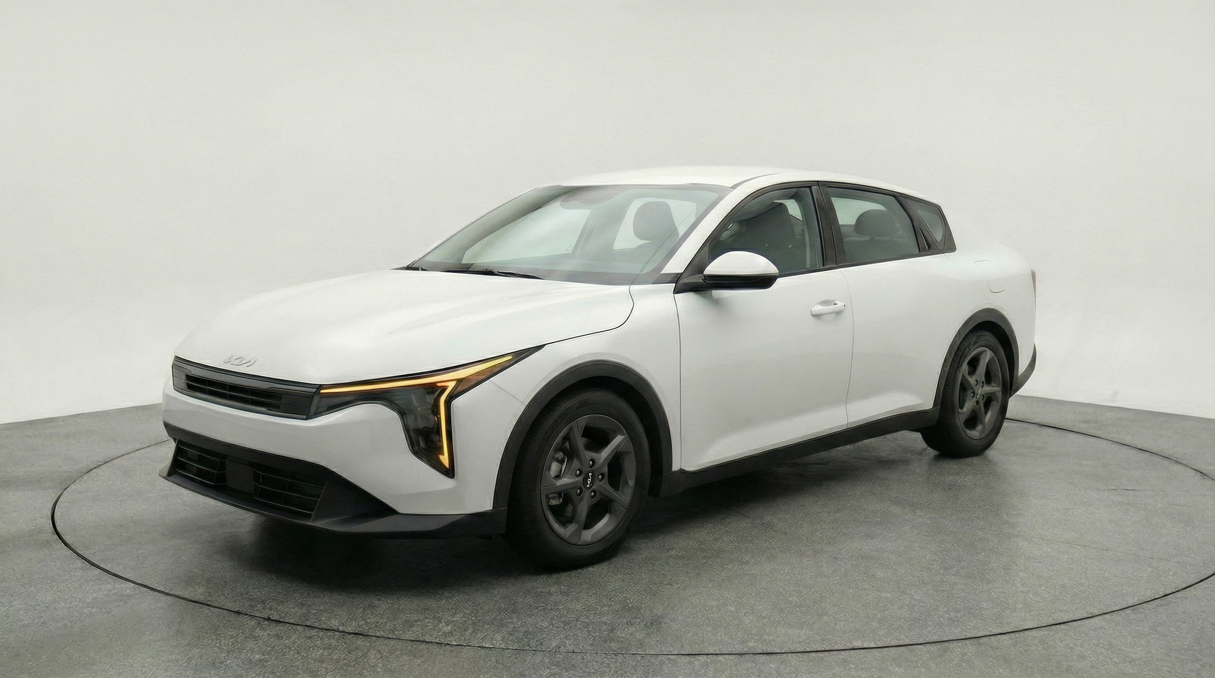 Thumbnail: 2025 Kia K4 - 3