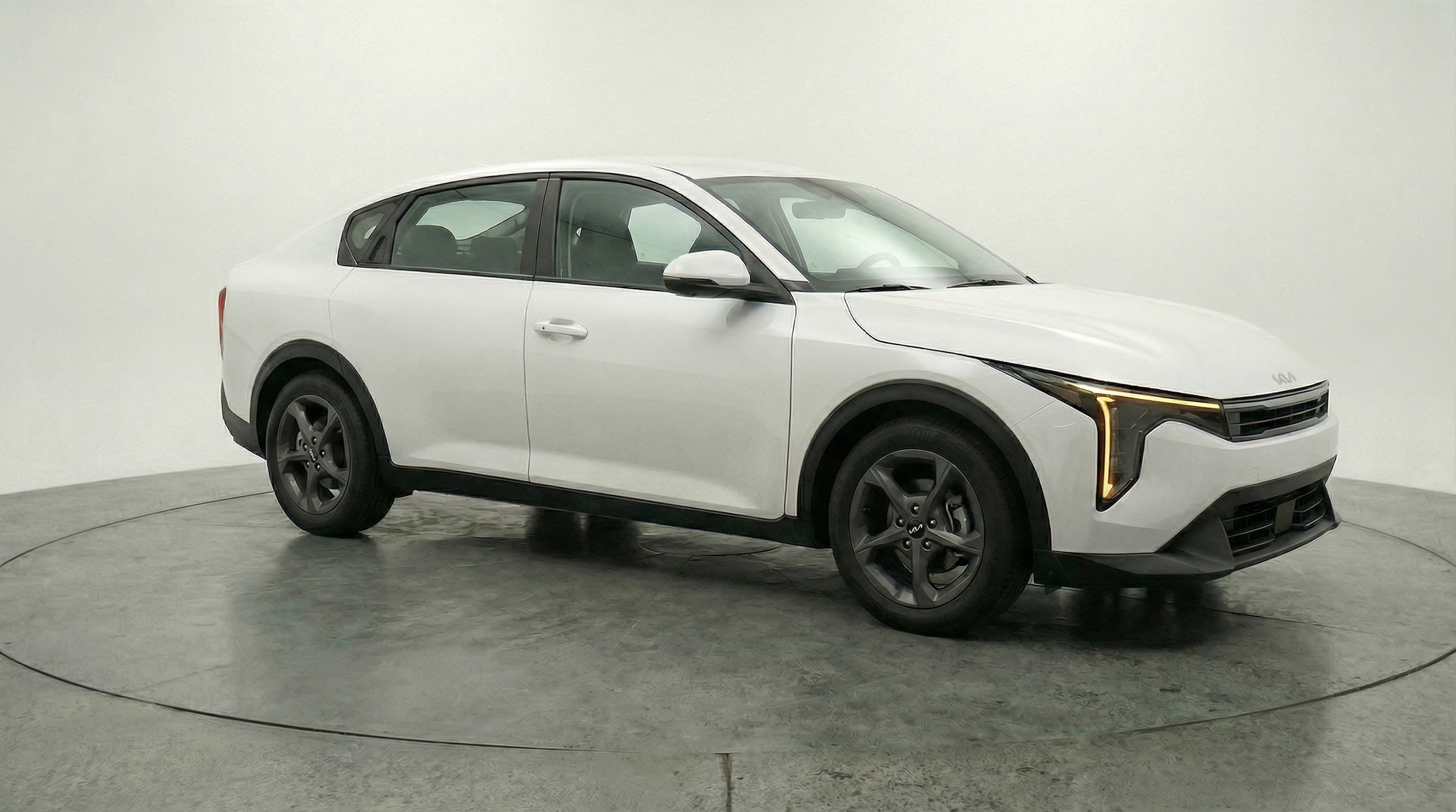 Thumbnail: 2025 Kia K4 - 1