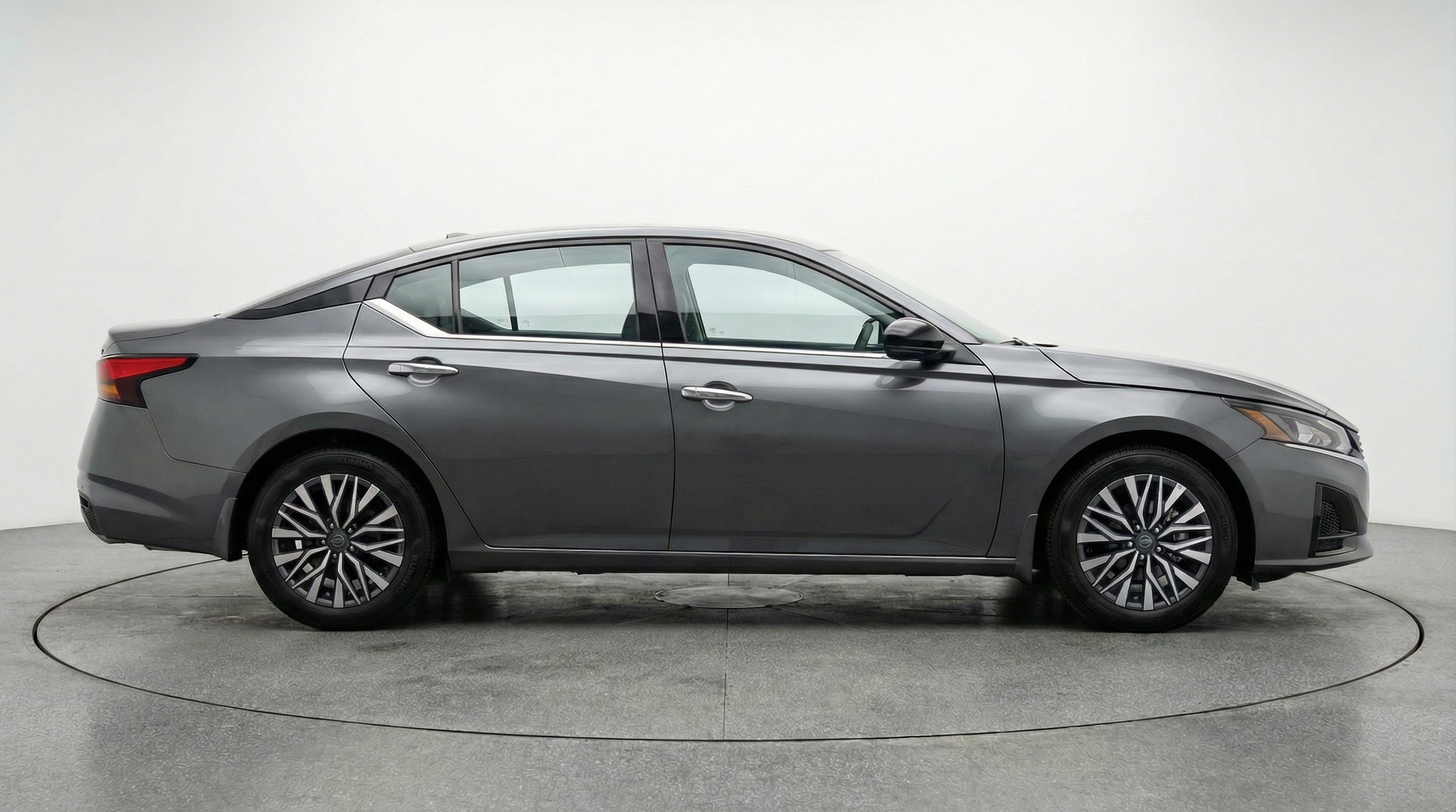 Thumbnail: 2025 Nissan Altima - 8