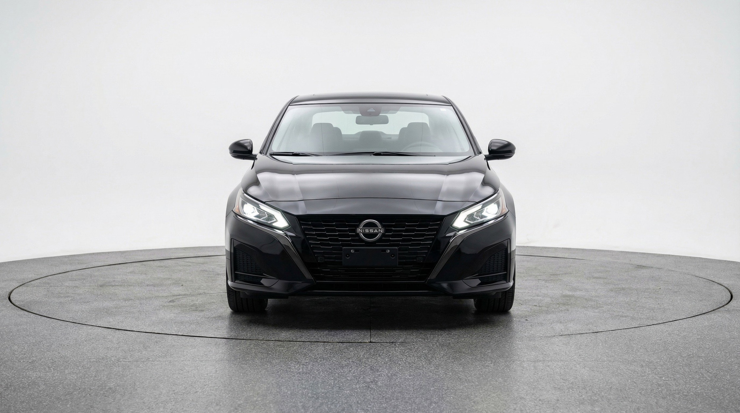 Thumbnail: 2025 Nissan Altima - 2