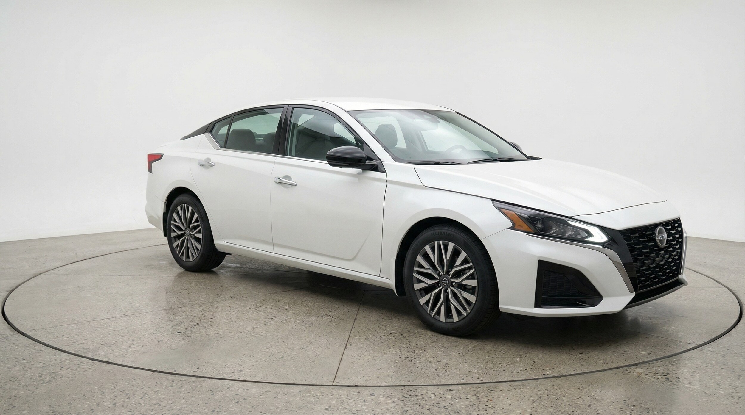 Thumbnail: 2025 Nissan Altima - 1