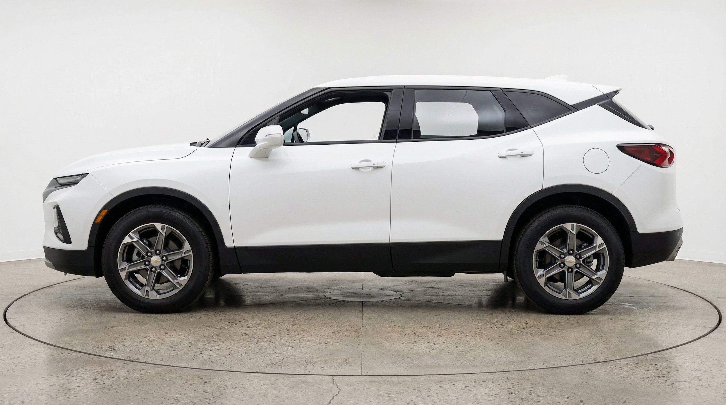 Thumbnail: 2025 Chevrolet Blazer - 5