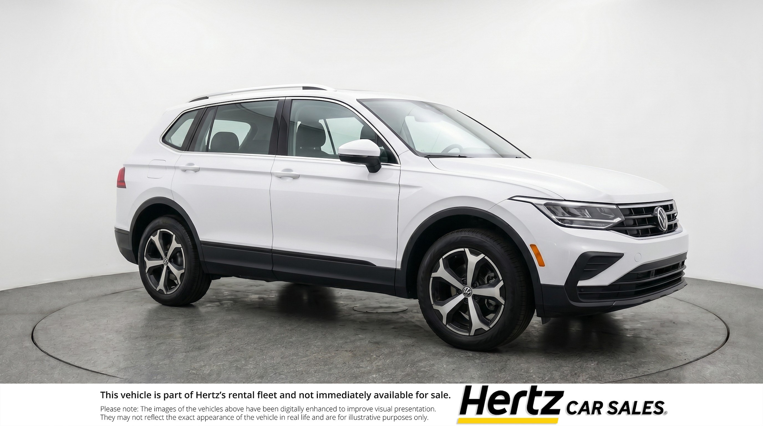 Thumbnail: 2026 Volkswagen Tiguan - 1