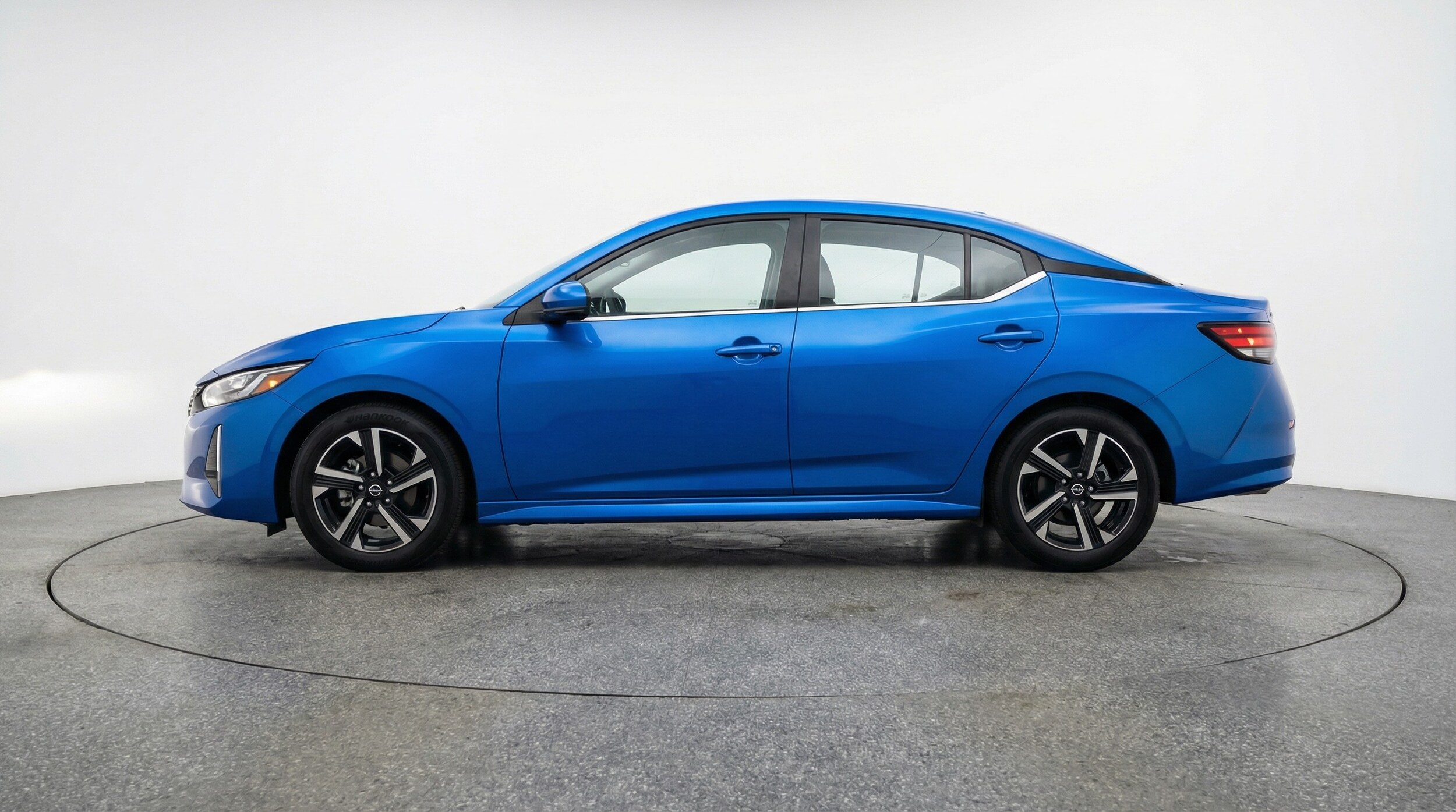 Thumbnail: 2025 Nissan Sentra - 4