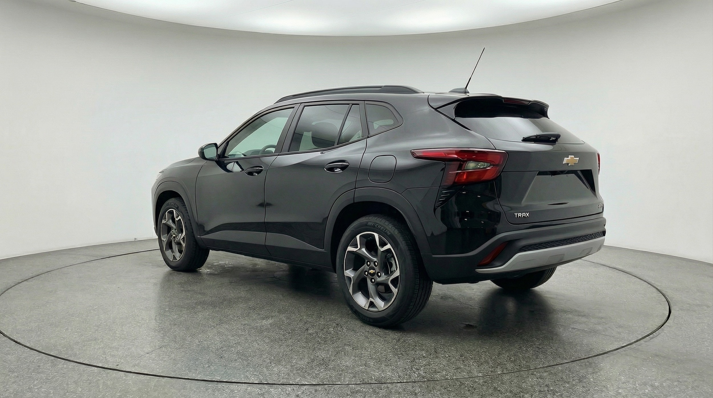 Thumbnail: 2025 Chevrolet Trax - 5