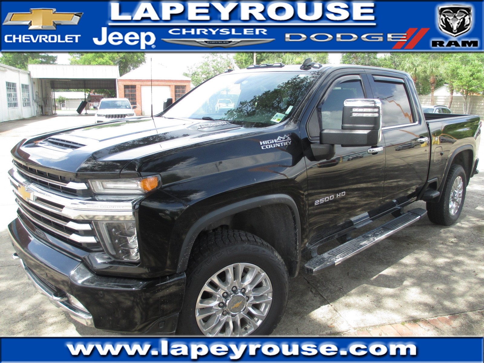 2022 Chevrolet Silverado HD High Country 4WD Crew Cab Standard Box's photo