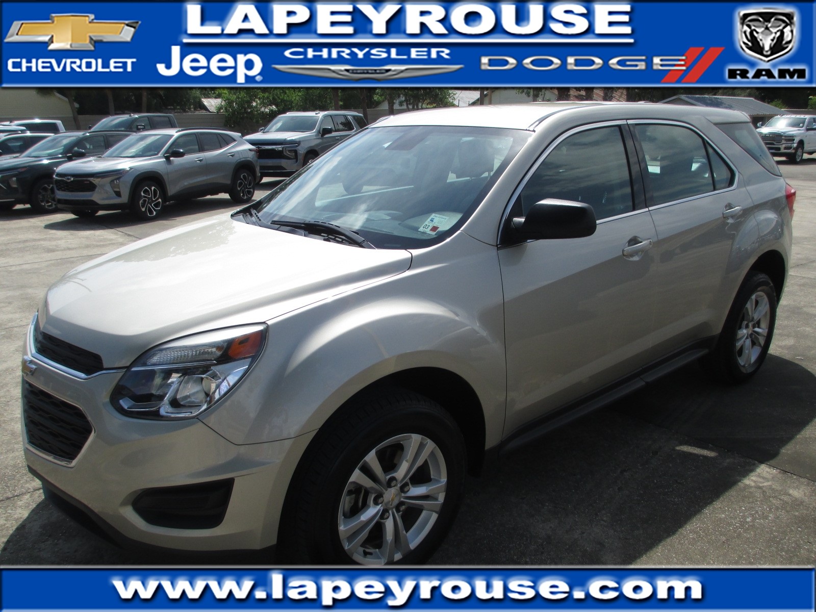 2016 Chevrolet Equinox LS's photo