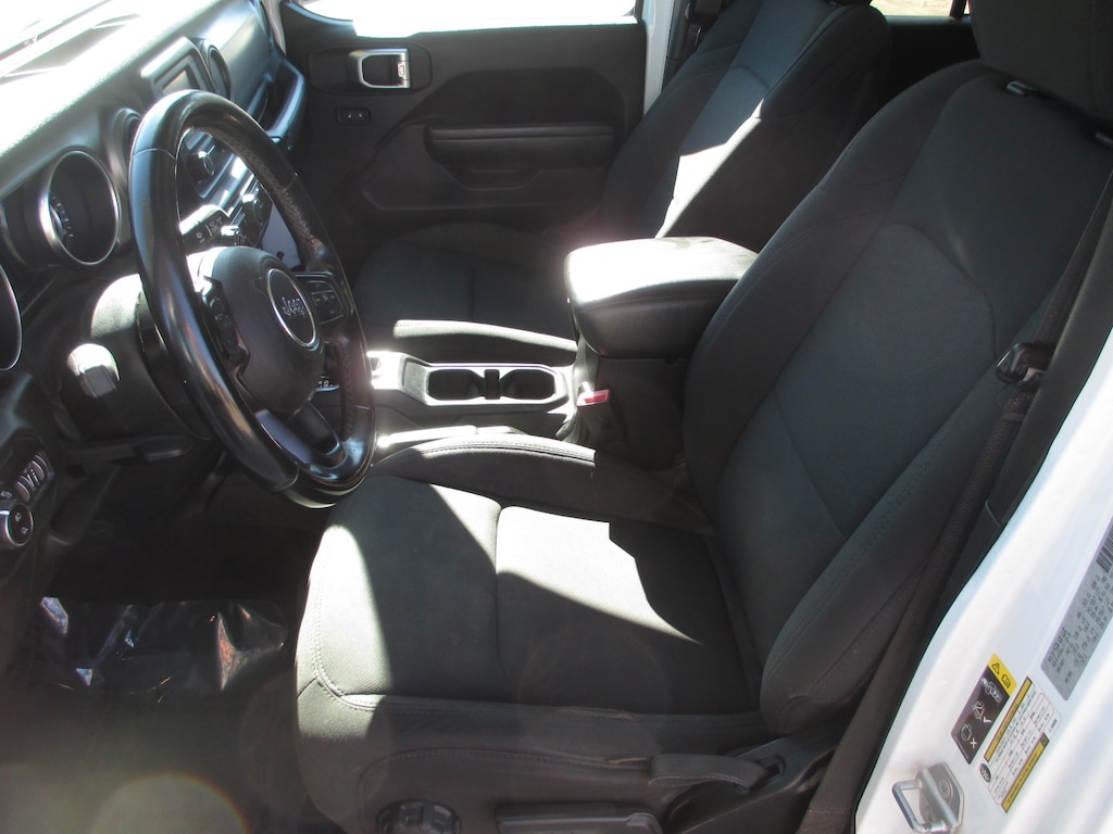 Used 2020 Jeep Gladiator Sport Truck Crew Cab