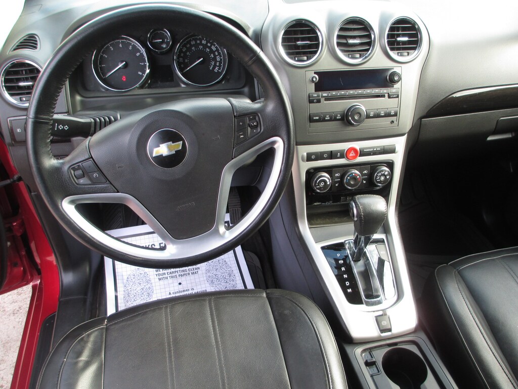 Used 2013 Chevrolet Captiva LT Crossover