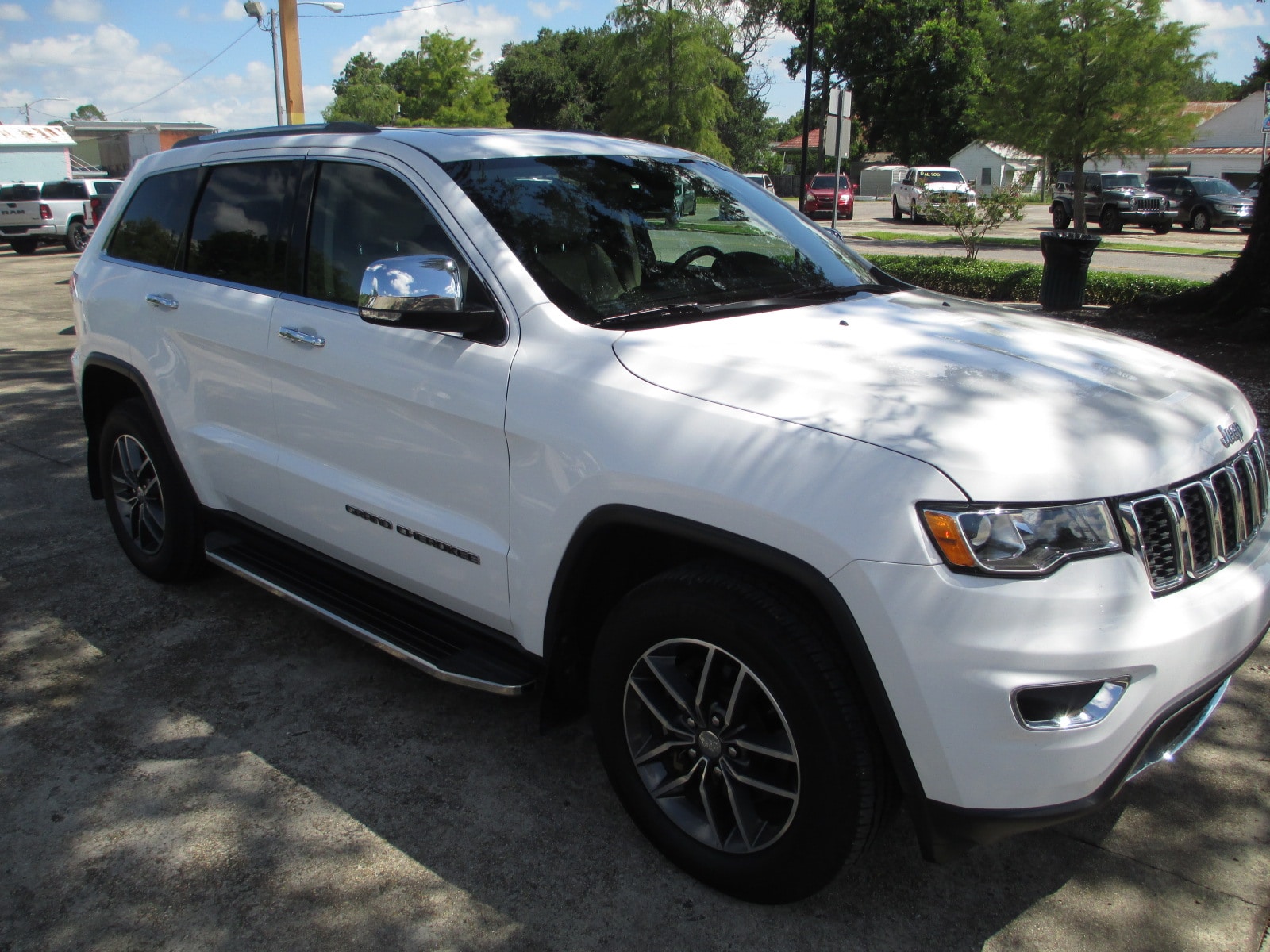 Used 2018 Jeep Grand Cherokee Limited with VIN 1C4RJEBG2JC450857 for sale in Jeanerette, LA