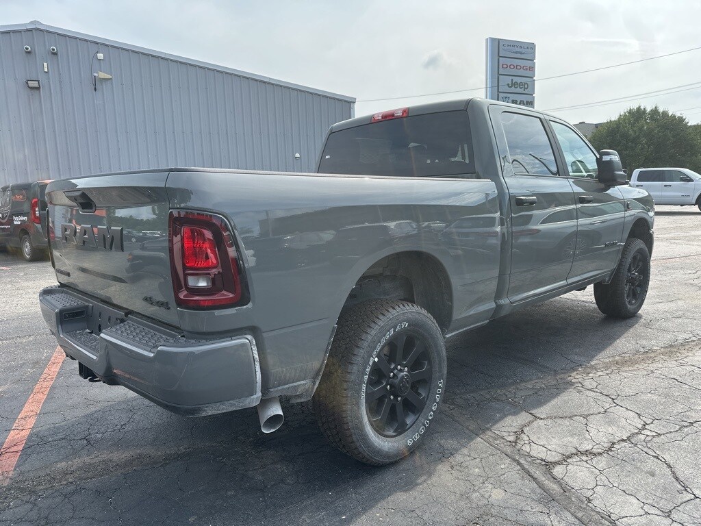 2026 Ram 2500 Big Horn photo 2