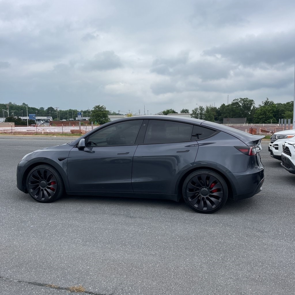 Used 2021 Tesla Model Y Performance with VIN 5YJYGDEF1MF258280 for sale in Laporte, IN