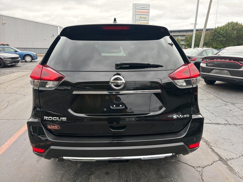 Used 2019 Nissan Rogue SV SUV