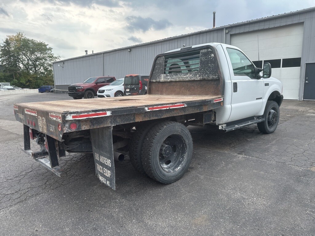 Used 2000 Ford F-550SD XL Chassis
