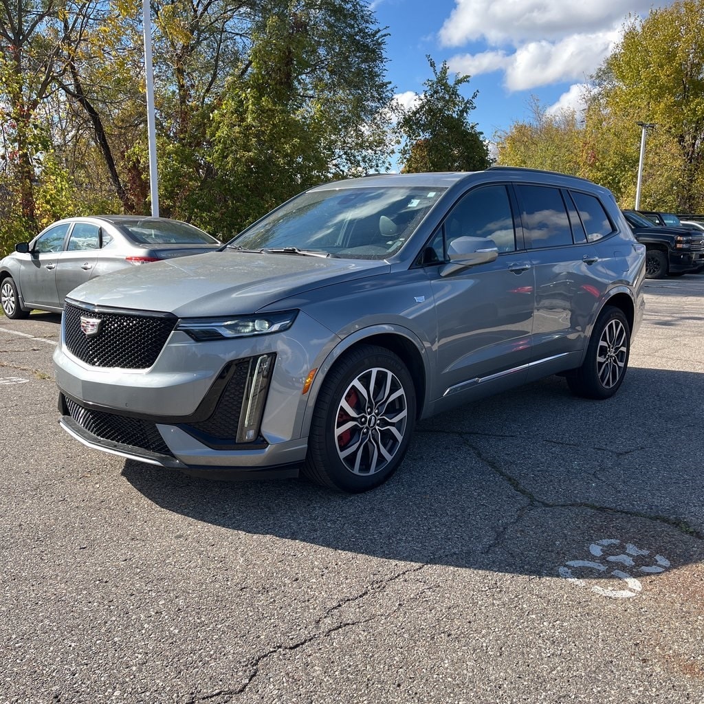 2023 Cadillac XT6 Sport