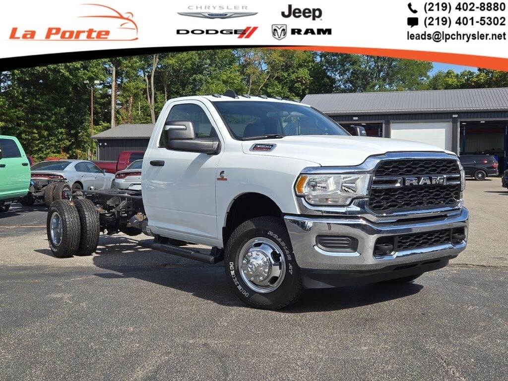 2024 RAM Ram 3500 Chassis Cab Tradesman's photo