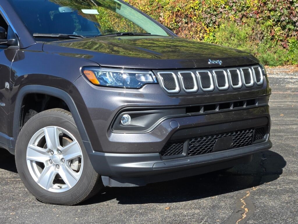 Used 2022 Jeep Compass Latitude SUV