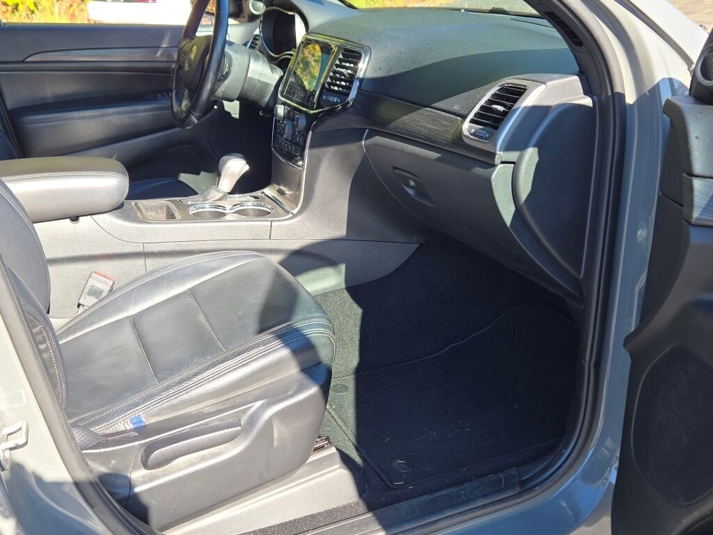 Used 2021 Jeep Grand Cherokee Laredo X SUV