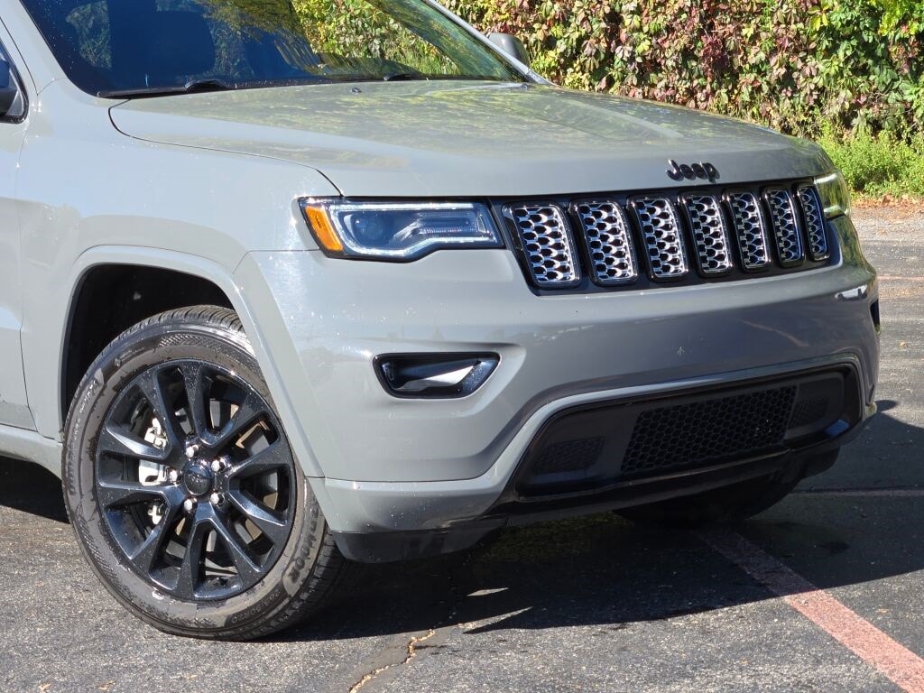Used 2021 Jeep Grand Cherokee Laredo X SUV