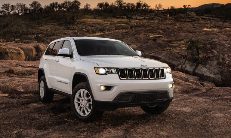 2022 Jeep Grand Cherokee WK Exterior Offroad Desert