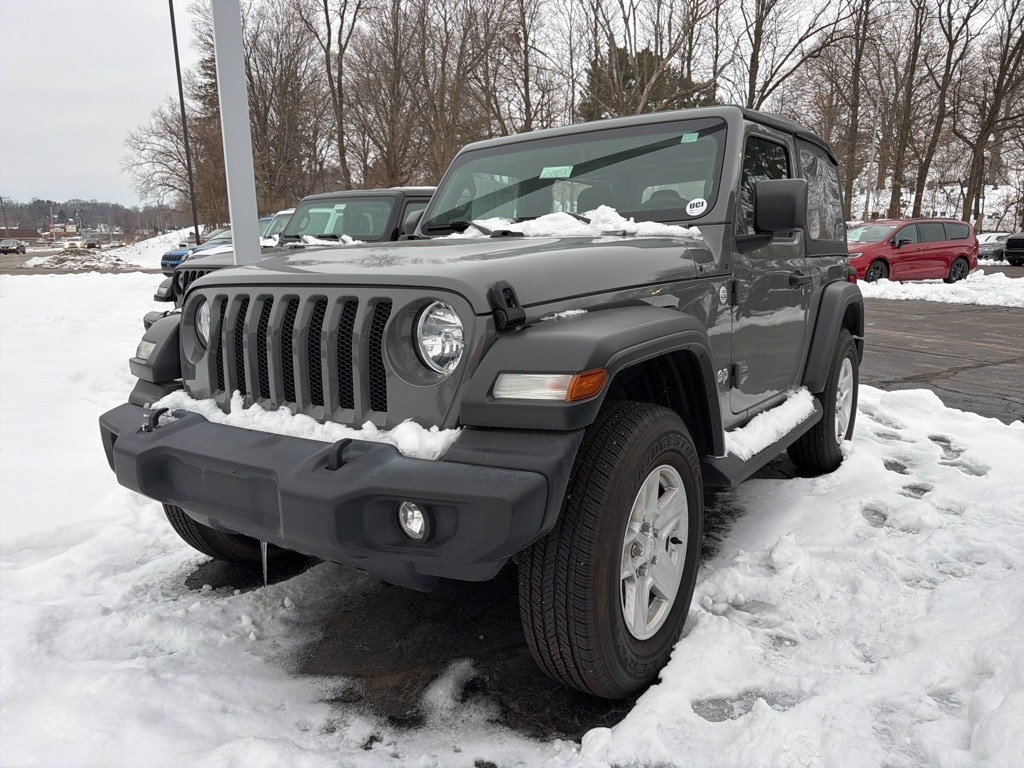 2019 Jeep Wrangler Sport's photo