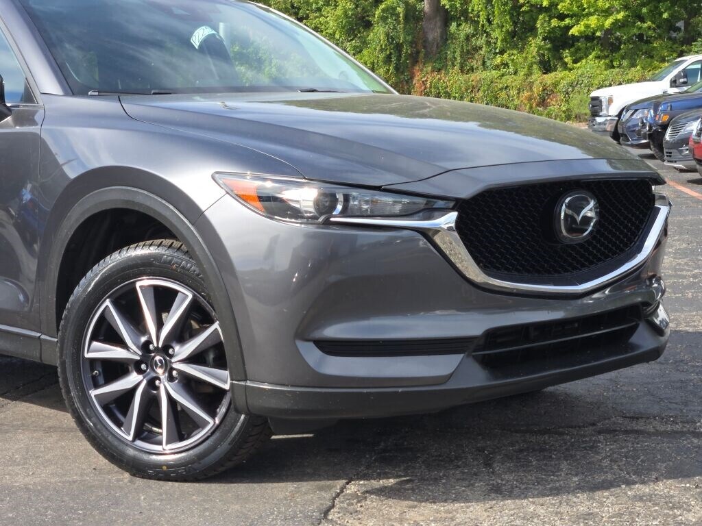 2018 Mazda CX-5 Touring photo 2