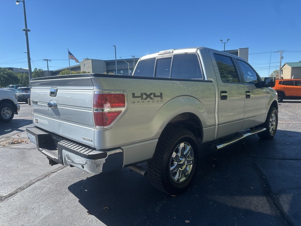 2013 Ford F-150 XLT photo 2