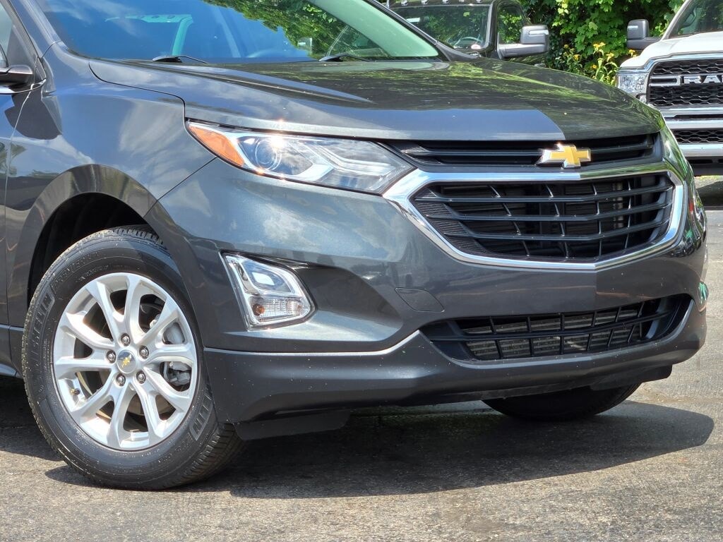 Used 2019 Chevrolet Equinox LT with VIN 2GNAXKEV2K6299444 for sale in Laporte, IN