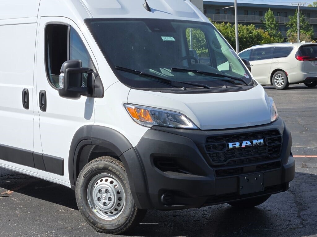 2026 Ram ProMaster 2500 photo 2