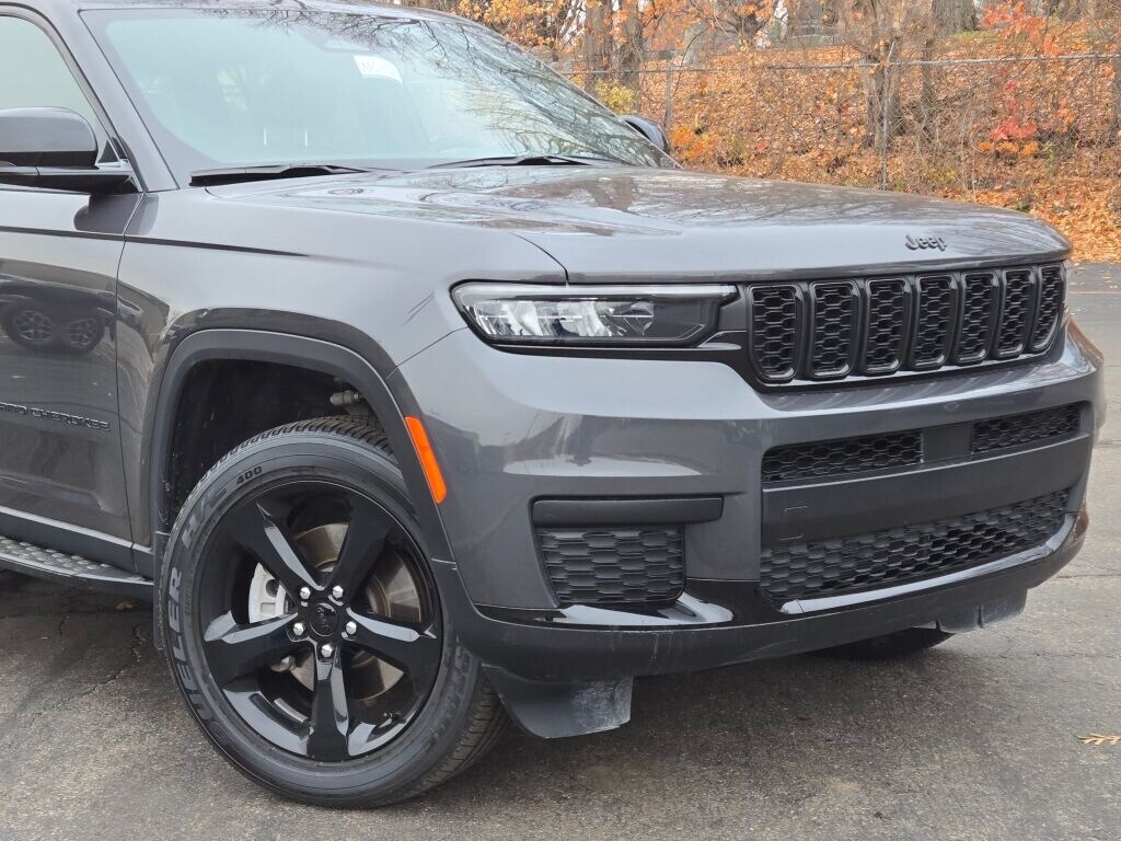 2024 Jeep Grand Cherokee Altitude X photo 2