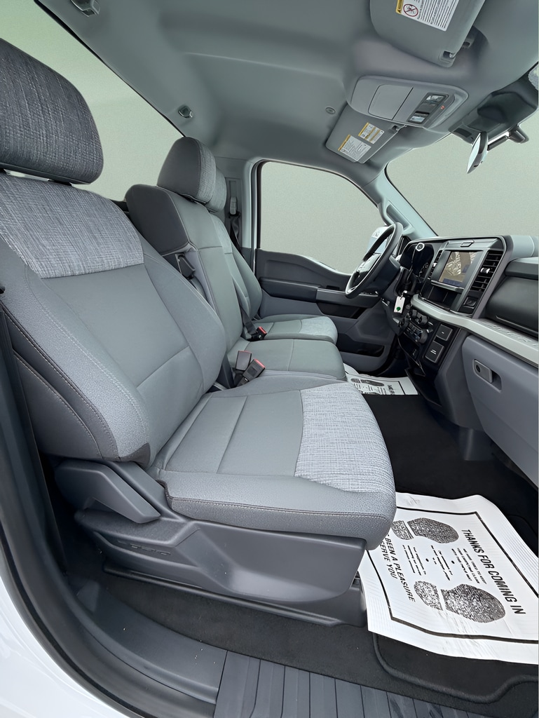2026 Ford F-350 Super Duty XLT - Photo 12