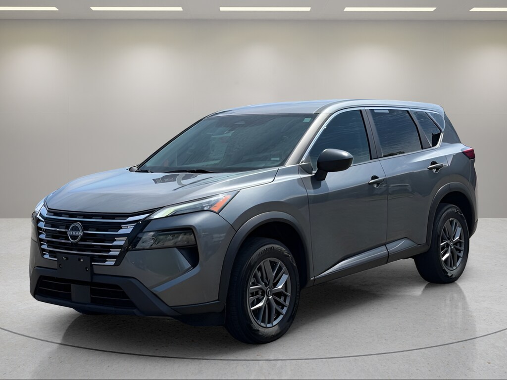 Used 2024 Nissan Rogue S SUV