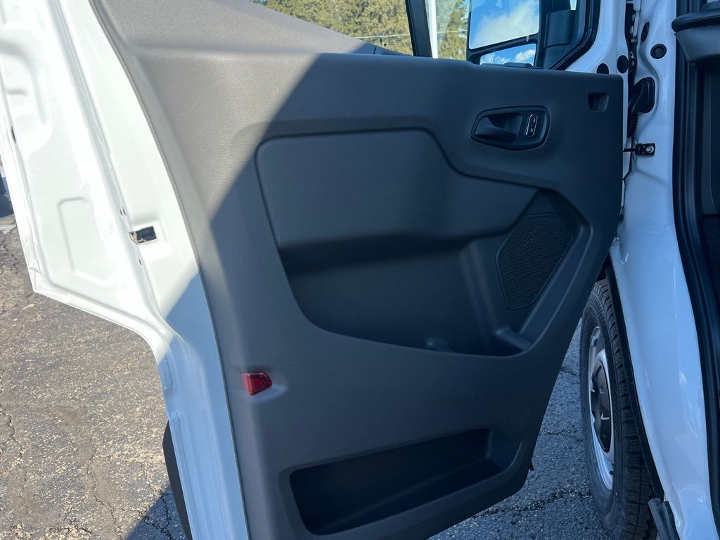 2026 Ford Transit Van Base - Photo 26