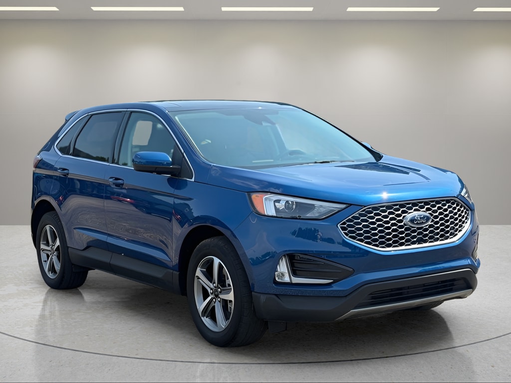 Used 2023 Ford Edge SEL SUV