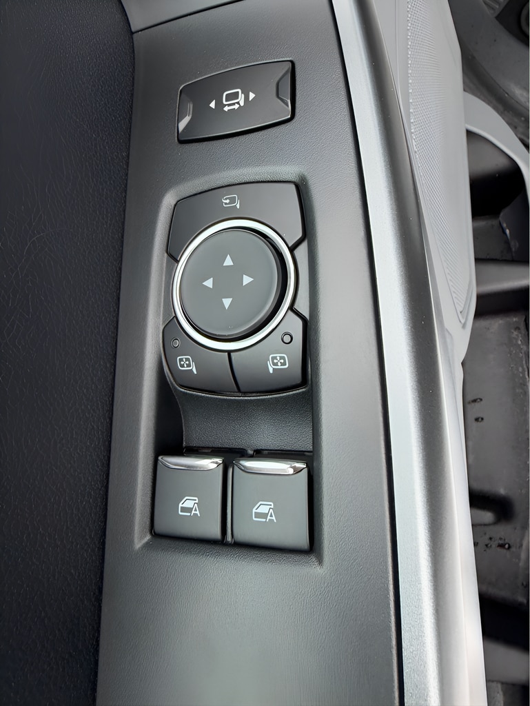 2026 Ford F-350 Super Duty XLT - Photo 13