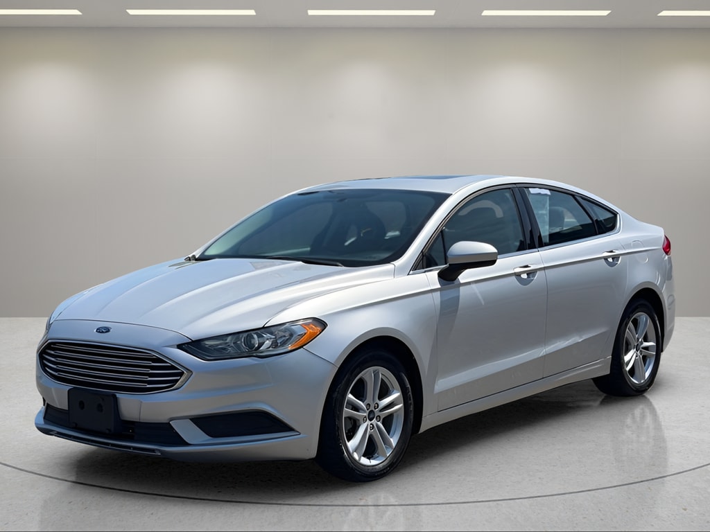 Used 2018 Ford Fusion SE Sedan