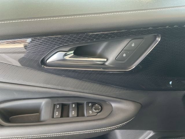 2025 Chevrolet Blazer EV LT - Photo 22