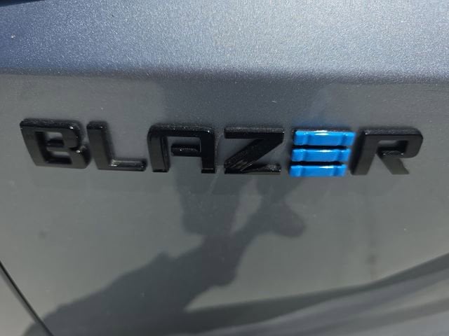2025 Chevrolet Blazer EV LT - Photo 29