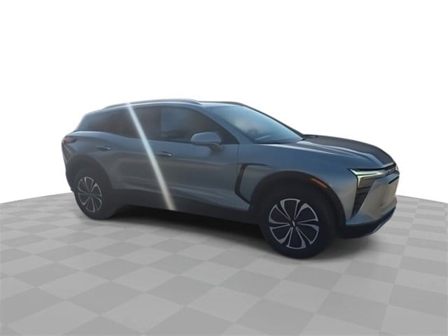 Used 2025 Chevrolet Blazer EV LT with VIN 3GNKDGRJ3SS117186 for sale in La Quinta, CA