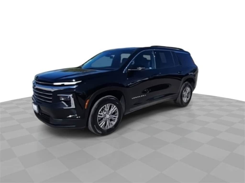 Used 2026 Chevrolet Traverse LT SUV