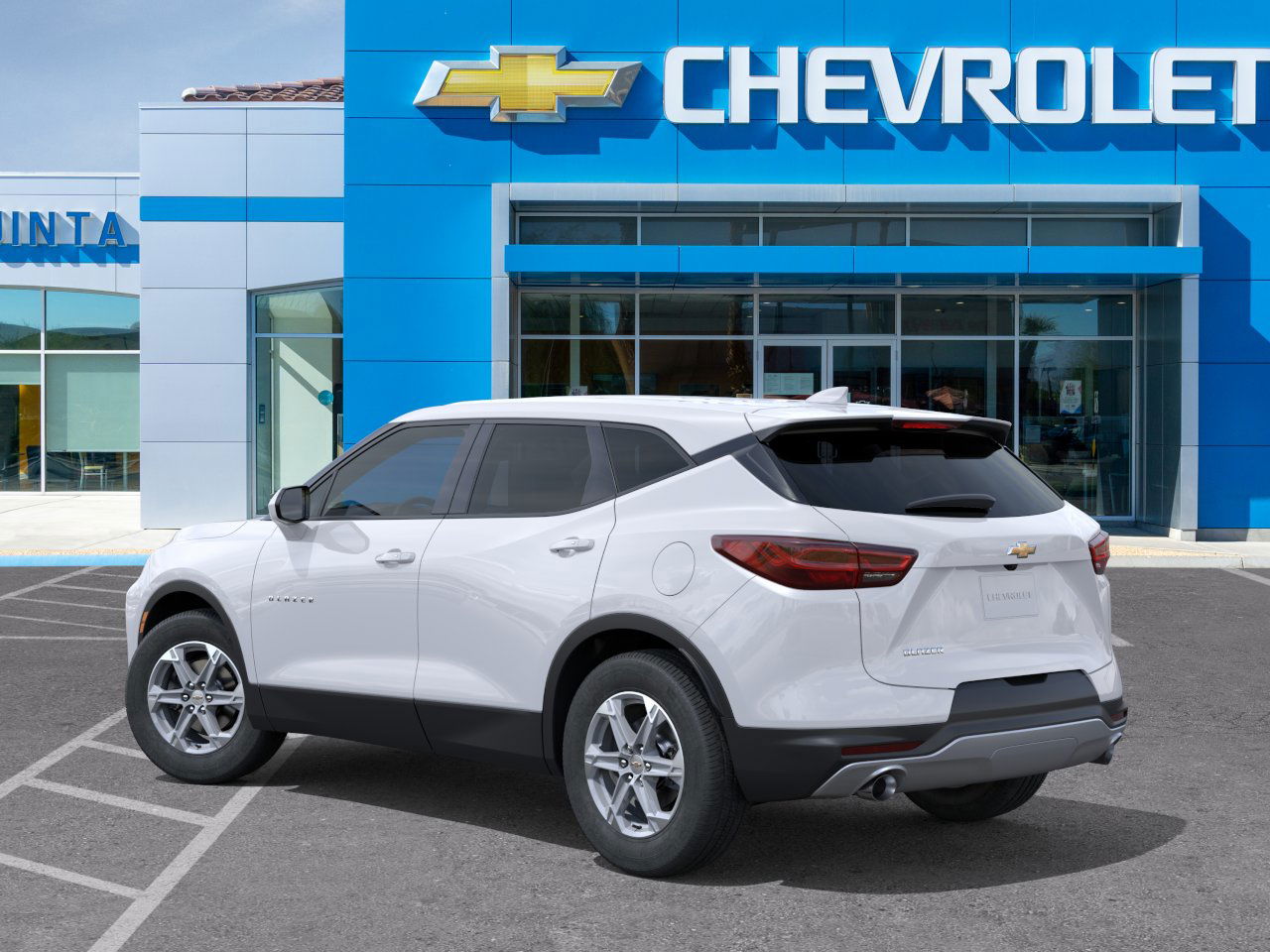 2025 Chevrolet Blazer 2LT photo 2