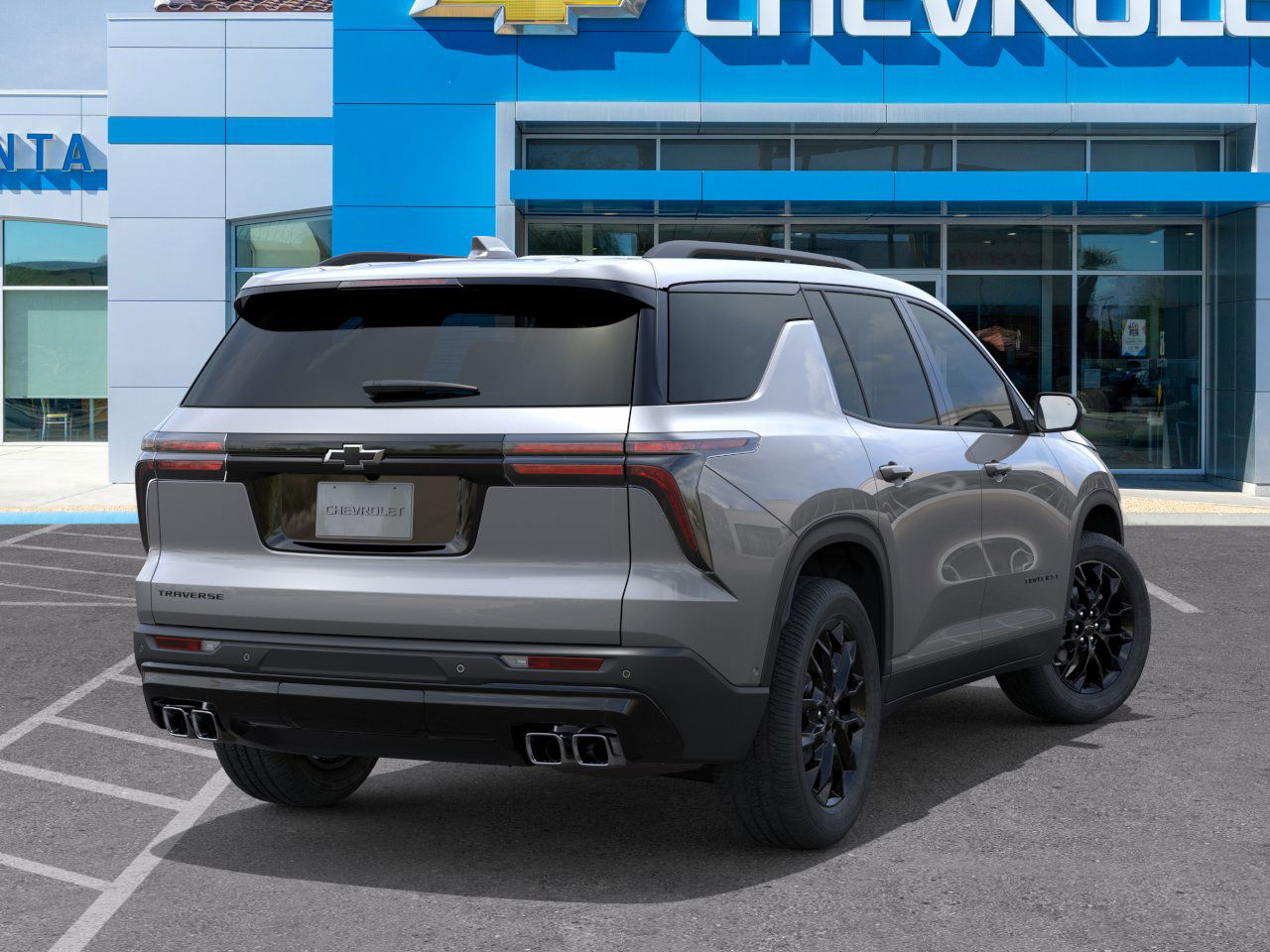 2026 Chevrolet Traverse photo 4