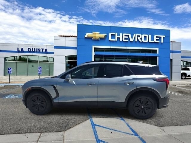 2025 Chevrolet Blazer EV LT - Photo 5