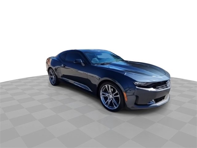 2021 Chevrolet Camaro 1LT photo 2