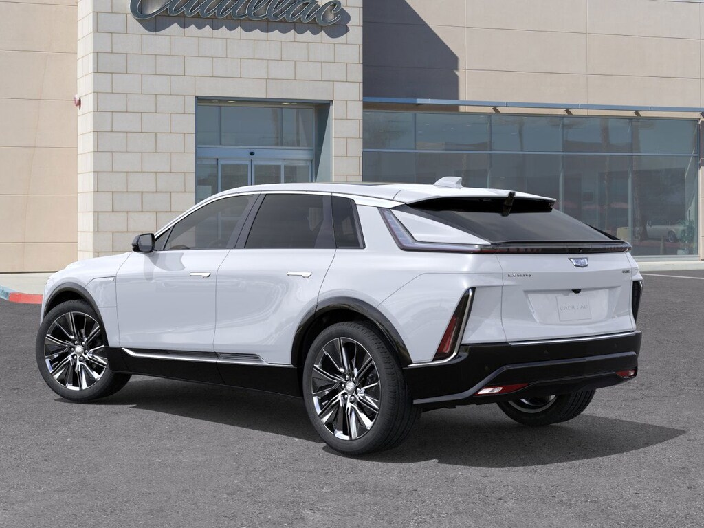 New 2026 CADILLAC LYRIQ Signature Luxury SUV