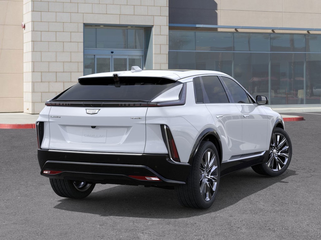 New 2026 CADILLAC LYRIQ Signature Luxury SUV