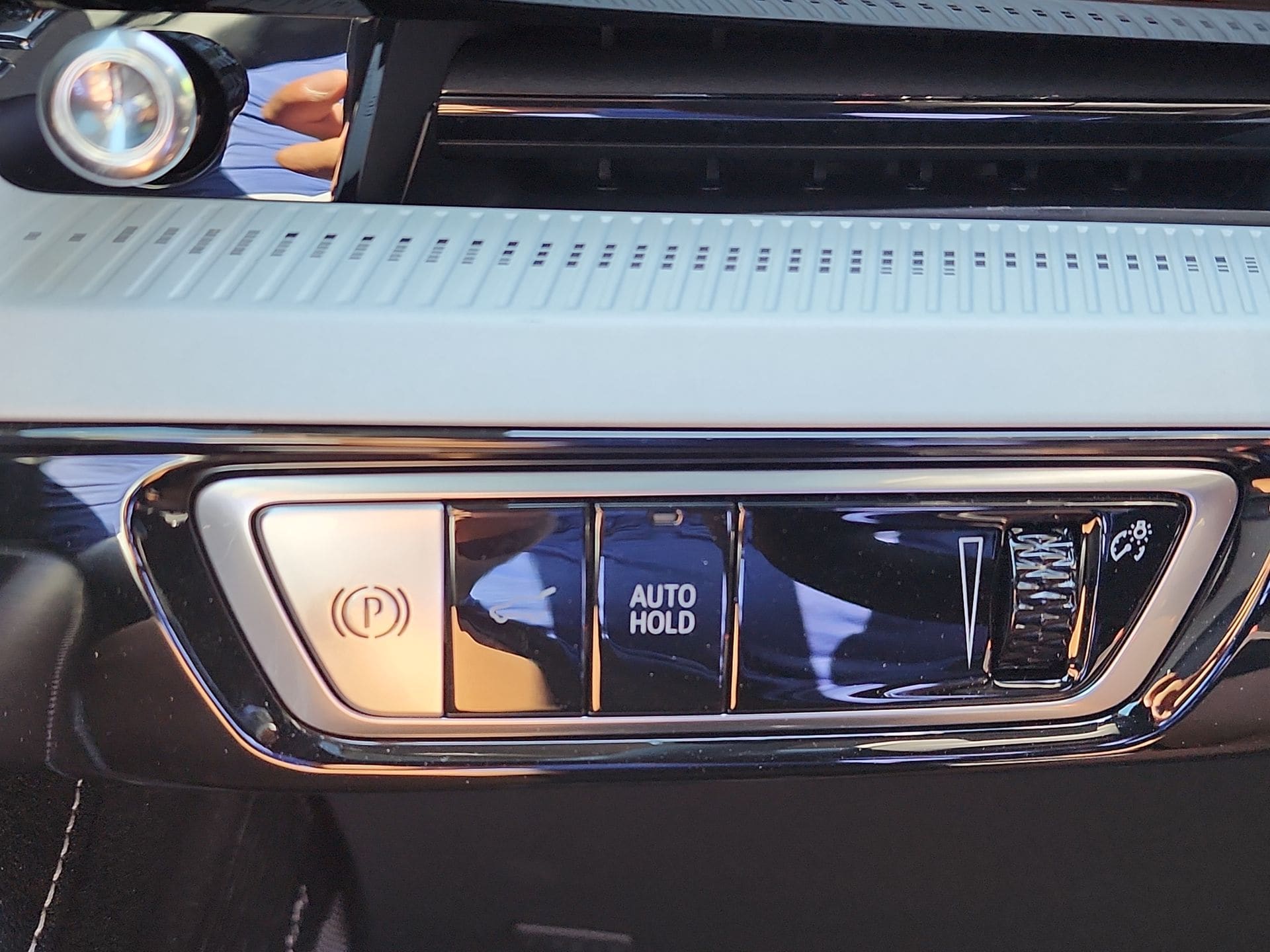 2025 Cadillac OPTIQ Luxury 1 - Photo 73